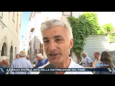 A Chiauci rivive il rito della distribuzione del pane