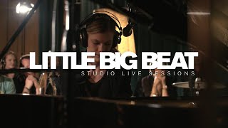 TRIXIE WHITLEY - Studio Live Session - INTRO / PIECES