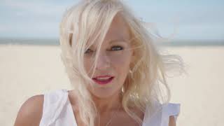 ELLA LUNA - Tu me manques à mourir (OFFICIAL VIDEO)