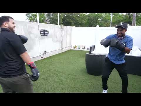 Gallo The Producer y Puty Flow se ponen los guantes *PELEA COMPLETA*