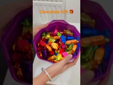 Love Chocolate |Gift opening| Chocolates | #chocolate #love #youtubeshorts #london #youtube #shorts