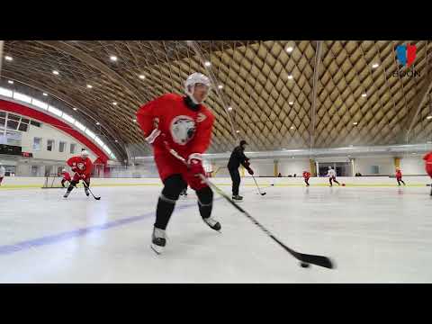 DVTK Jegesmedvék férfi csapatának első jeges edzése