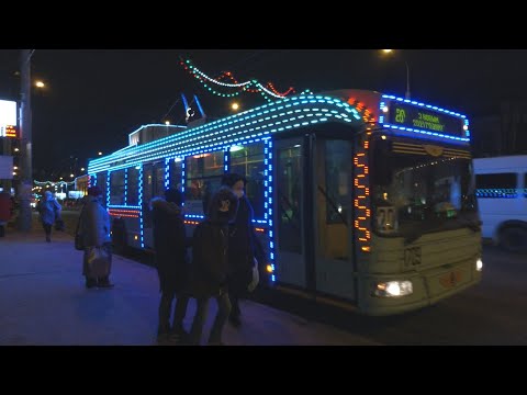 У Гомелі з'явіўся навагодні тралейбус видео