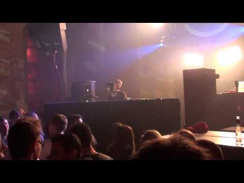 ARMA 17 ROCKETS - AKIKO KIYAMA