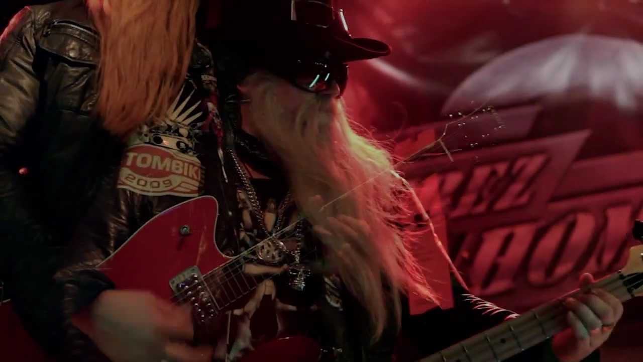 TREZ HOMBREZ – ZZ TOP