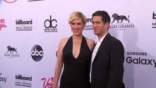 Molly Ringwald Red Carpet Fashion - BBMA 2015