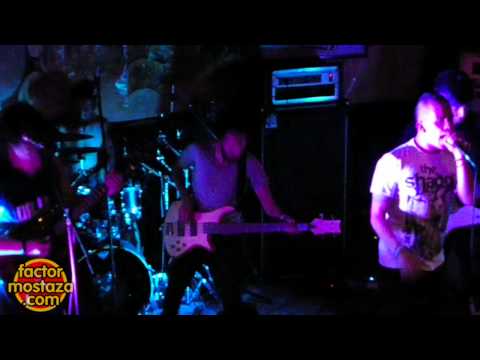 The Shadow - A Tu Lado @ Apocalyptic Throwdown (6 Agosto 2011) - FactorMostaza.com