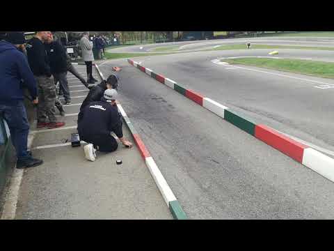 RC nitro 1/8 full pitstop