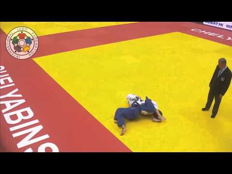 Matsumoto gets armlocked