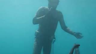 preview picture of video 'Laguna Verde - J.Lobos - caza submarina - rollizo 4'
