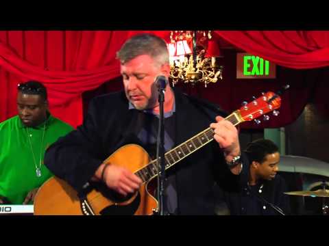 Live with Mainstream Clip featuring Scott Paynter Wonder Woman