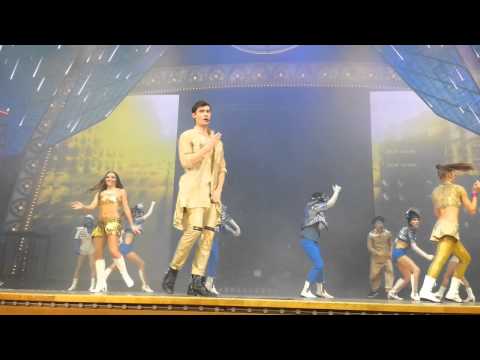 Lotte world k-pop Musical show