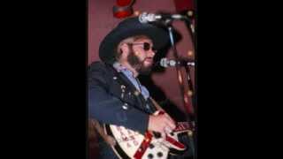 Hank Williams Jr- (There&#39;s A) Devil In The Bottle (Lyrics)