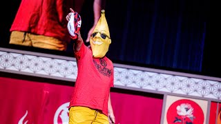 『FLOW THE FESTIVAL 2026』angela「全力☆Summer!」にバナナ乱入！？正体はFLOW TAKE＆ORANGE RANGE HIROKI // Ari Green 