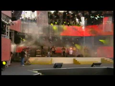 Concerto Primo Maggio 2010 - Alfio Antico Peppe Voltarelli Lautari Jose Ramon Caraballo (2a parte)