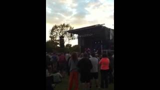 Hannah Georgas - Stay