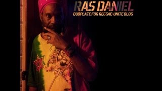 Ras Daniel-Mési Jah (Taxi Riddim)-Dubplate for Reggae-Unite Blog (Aout-2013).