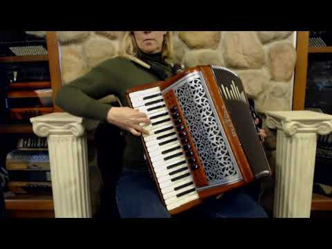 BELTALPIVMR96 - Padauk Beltuna Alpstar IV MR Piano Accordion LMMM 38 96 $7999