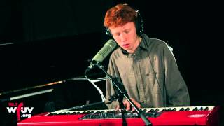 King Krule - "Cementality" (Live at WFUV)