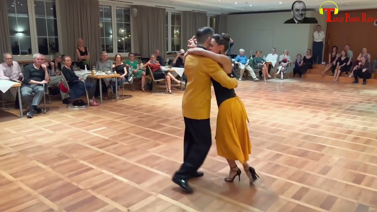 BESO SU MANO, MI DAMA Francisco Canaro - Charlo Ballano: Elvira Lambo - Michael Nadtochi