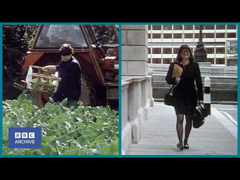 1992: A Tale of Two Sisters | Between Ourselves | BBC Archive