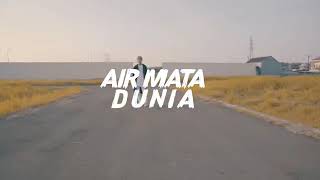 Download lagu Younglex feat eitaro Air mata Dunia mp3