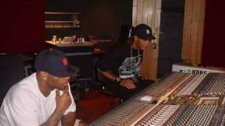 Royce Da 5&#39;9&#39;&#39; feat. Tre Little - Freestyle (Anger Management Tour 2002)