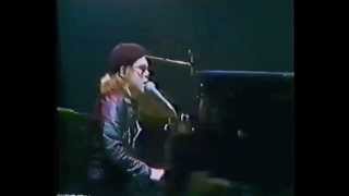 Elton John - Island Girl (Live at Wembley Empire Pool 1977)