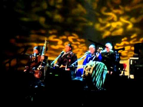 The Alash Ensemble- Throat Singing- Chicago Blues and Bluegrass Fest 2009