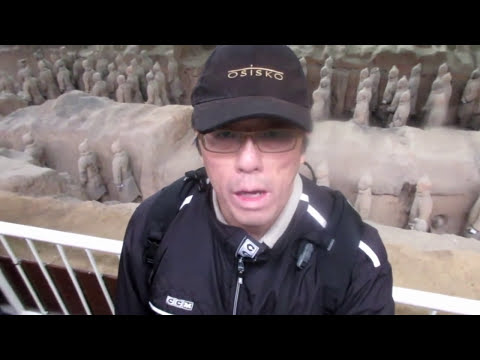 Jian Bing Chinese Crepe (Chinese Street Food In Xi'an, China) Visit To Terracotta Warriors Site