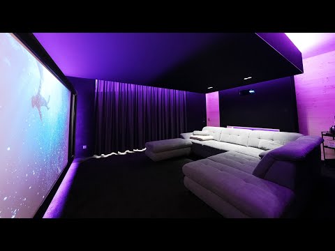 High-End im Wohnraumheimkino für den Alltag: Aktivlautsprecher + Akustik + Beamer + TV + Design