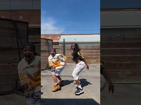 H's On The Table DC 🔥 🔥 #dancewithbusisiwe #shorts #shortsfeed #youtubeshorts #fyp #ytshorts