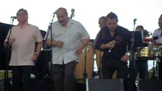 ALBERTO RODRIGUEZ CON S H O 'El Negro Tiene Tumbao"