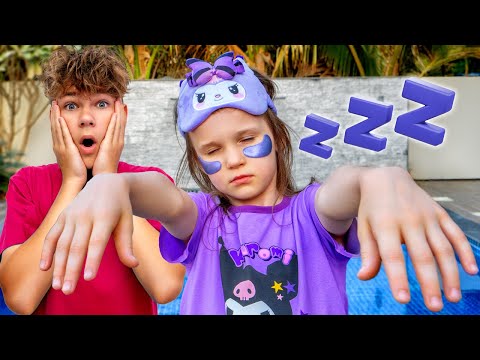 🌙 My Sister Sleepwalks! She Sleepwalks at Night + More Fun
