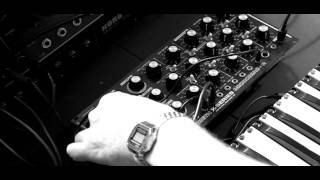 Video thumbnail for sequenced micromac-r by macbethsynthesizers