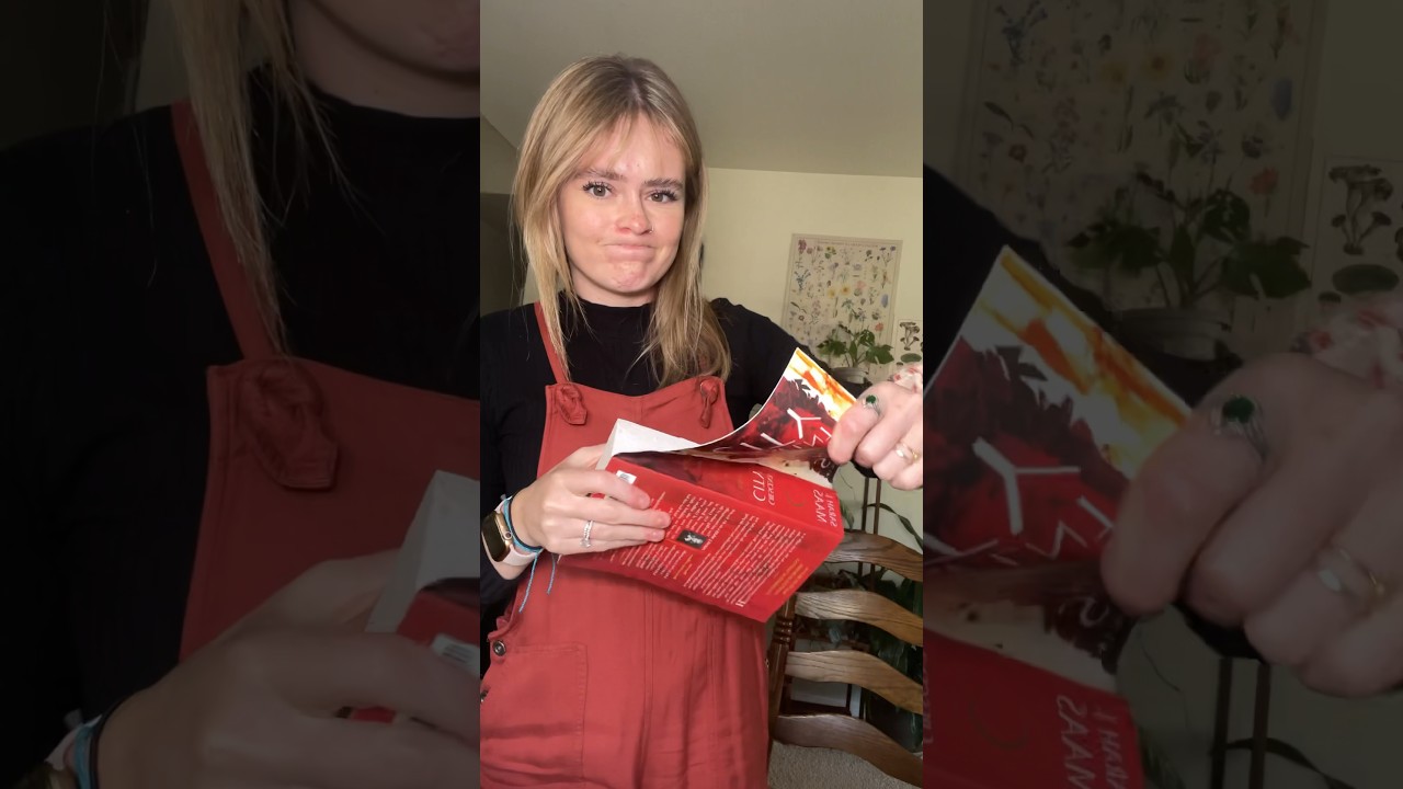 Rebinding Crescent City! #bookbindingtutorial #bookbinding #specialedition #sarahjmaas #crescentcity