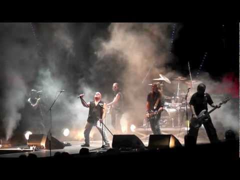 Giov in L.A. - Sideburn - Live at the Adidas Rockstar / Stuttgart 2012 #sideburnrock