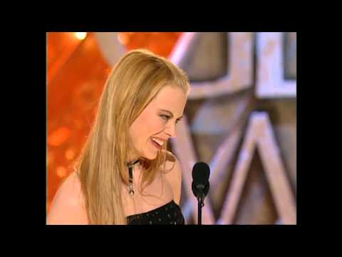 Nicole Kidman Wins Best Actress Motion Picture Musical Or Comedy - Golden Globes 2002