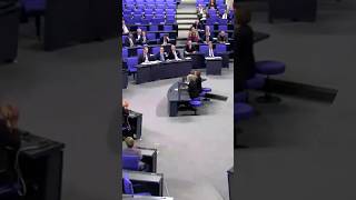 SPD-Mann zitiert „Tote Hosen“-Song - da muss selbst Bundestagsvize schmunzeln