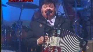 RAMON AYALA Y LOS BRAVOS DEL NORTE    &#39; Un Puño de Tierra &quot;