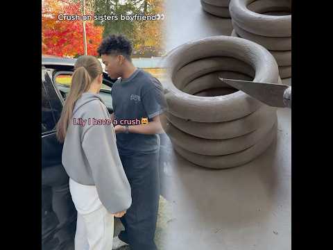 Crush on sisters boyfriend👀 #sister #sisters #couplecomedy #relatable #funny #funnyvideo #fun