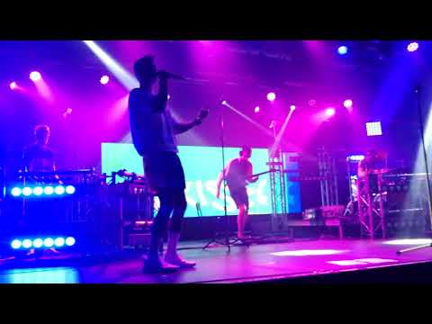 senkise x majka - uuu (akvárium)