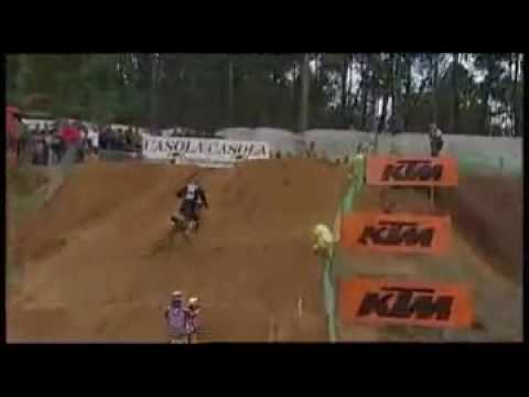 Crash Tonkow - Roczen - MX2 Agueda 2010 (POR)