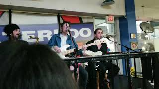 Chase Atlantic-Cassie-(acoustic performance live)-Austin texas