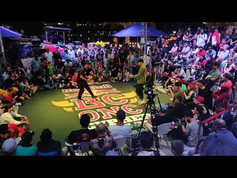 Bboy Darky Flow vs Bboy Nick China - Top 16 - Red Bull BC One Middle East Cypher 2019