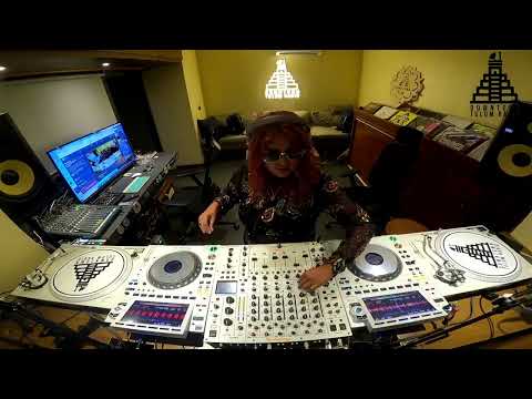 Rizounds by DownTown Tulum Radio ( progressive house mix )