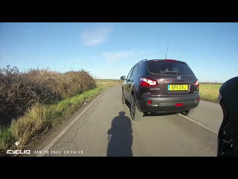 EF11 ZVJ - Close pass on quiet road