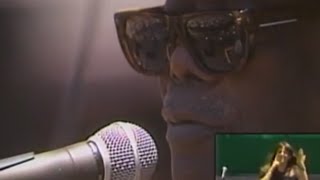 John Lee Hooker and Bonnie Raitt - I&#39;m In The Mood - 6/30/1990 - Oakland Coliseum Stadium (Official)