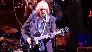 Tom Petty and the Heartbreakers.....Crawling Back to You.....8/22/17.....Berkeley