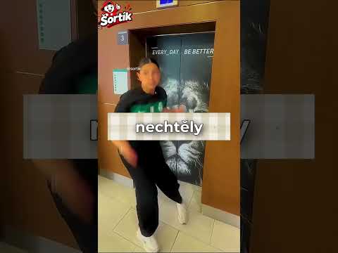 Výzva: Chytit fotbalový míč ⚽😱